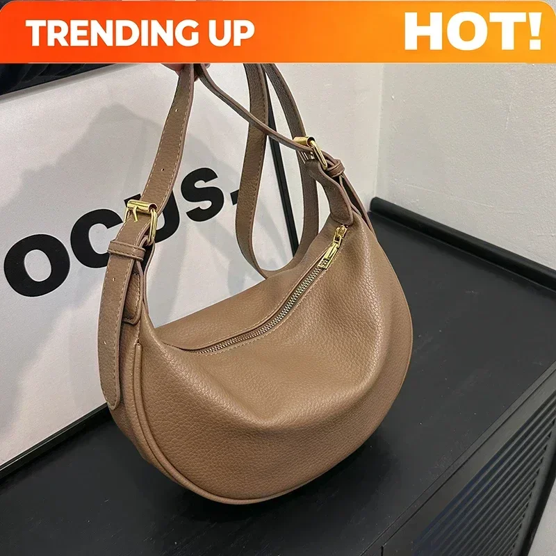 Luxury Bags On Sales - Tas Selempang Model Hobo Berbahan PU
